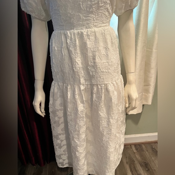 Moon River Smocked Puff Sleeve Dress - Picture 5 of 6